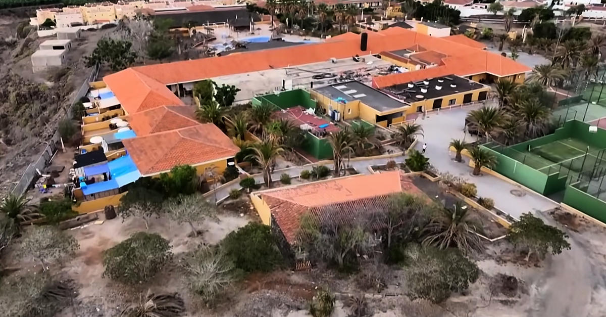 Empty homes in Spain targeted by squatters as owners face long waits to reclaim properties