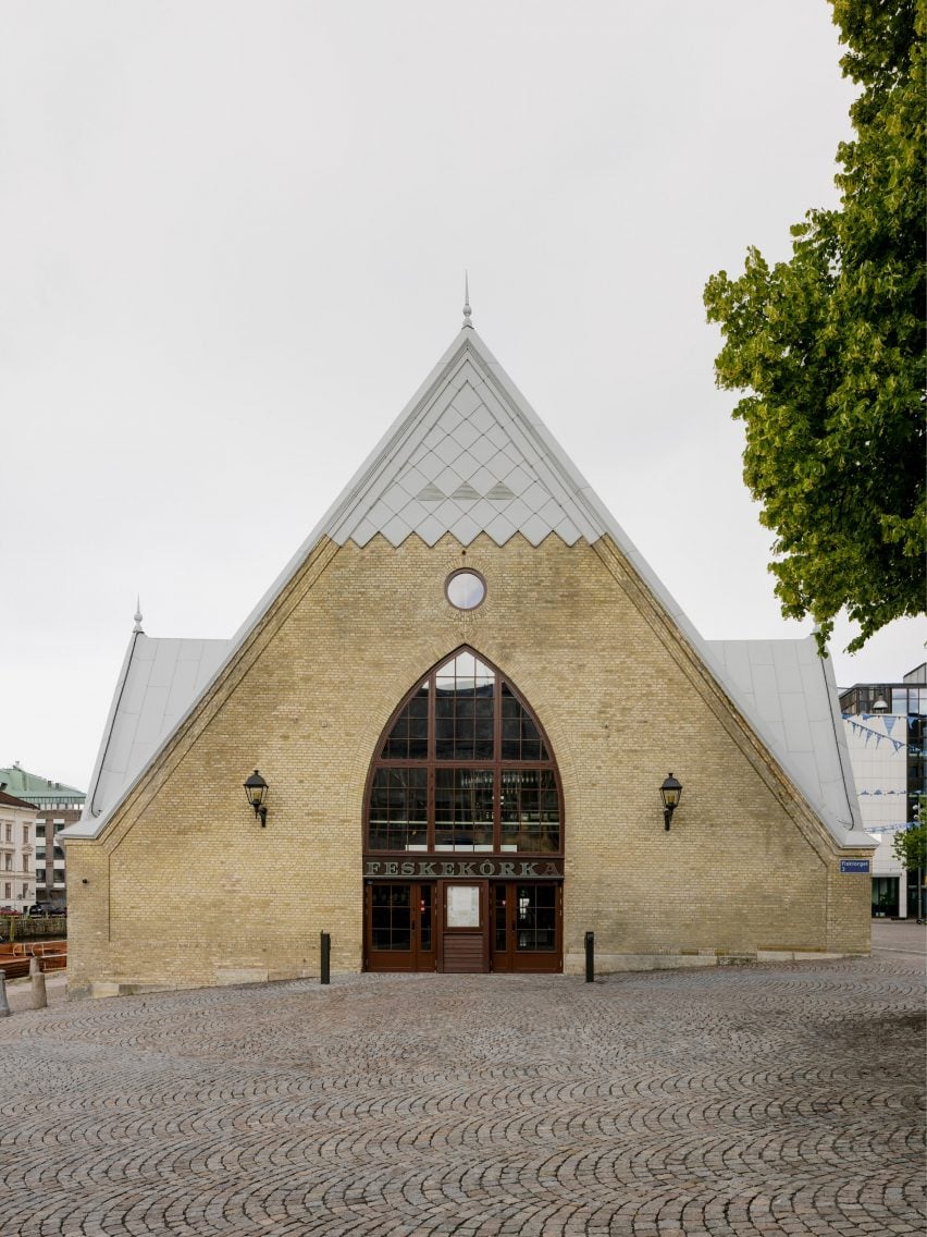 Exterior of Feskekôrka by White Arkitekter