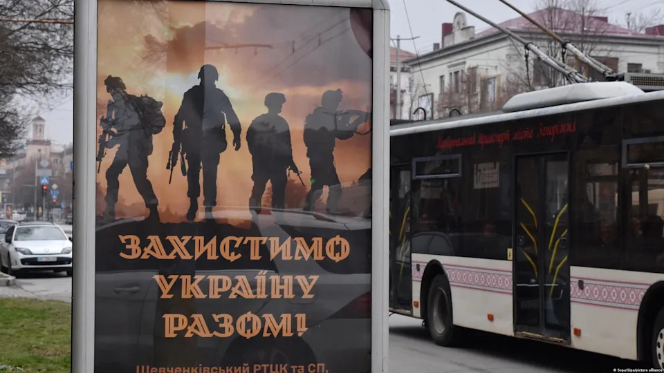 Ukrainian men are needed as soldiers now, and later for reconstruction, observers highlight<span class="copyright">Sopa/Sipa/picture alliance</span>