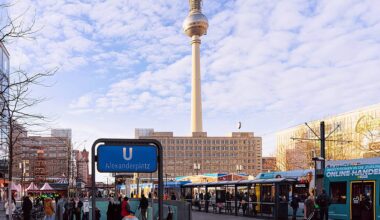 German Consumer Sentiment Brightens Modestly As Holiday Shopping Begins