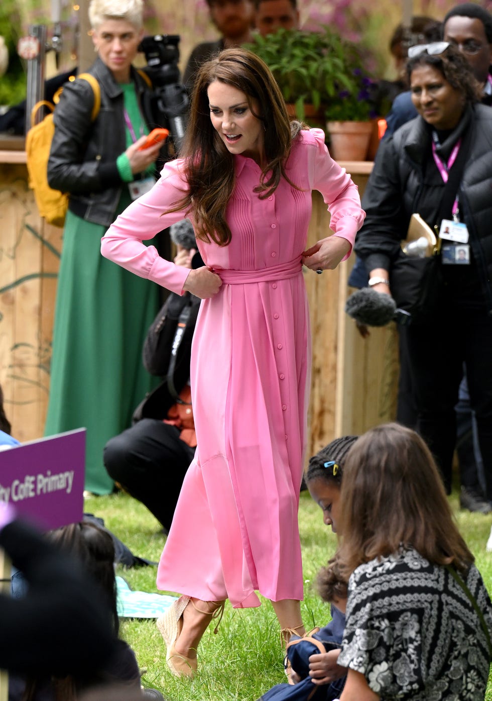 london, england may 22: catherine, princess of wales attends the 2023 chelsea flower show at royal hospital chelsea on may 22, 2023 in london, england. (photo by karwai tang/wireimage)