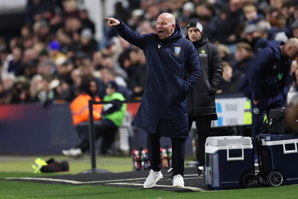 Henrik Pedersen, Manager of Sheffield Wednesday, gives the team instructions during the Sky Bet Championship match between Millwall and Sheffield Wednesday at The Den on November 26, 2025 in London, England.