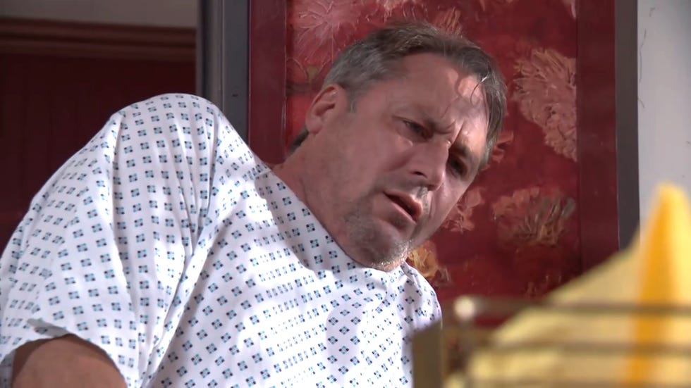 hollyoaks tony hutchinson