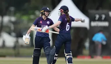 star-sports-on-dark-background