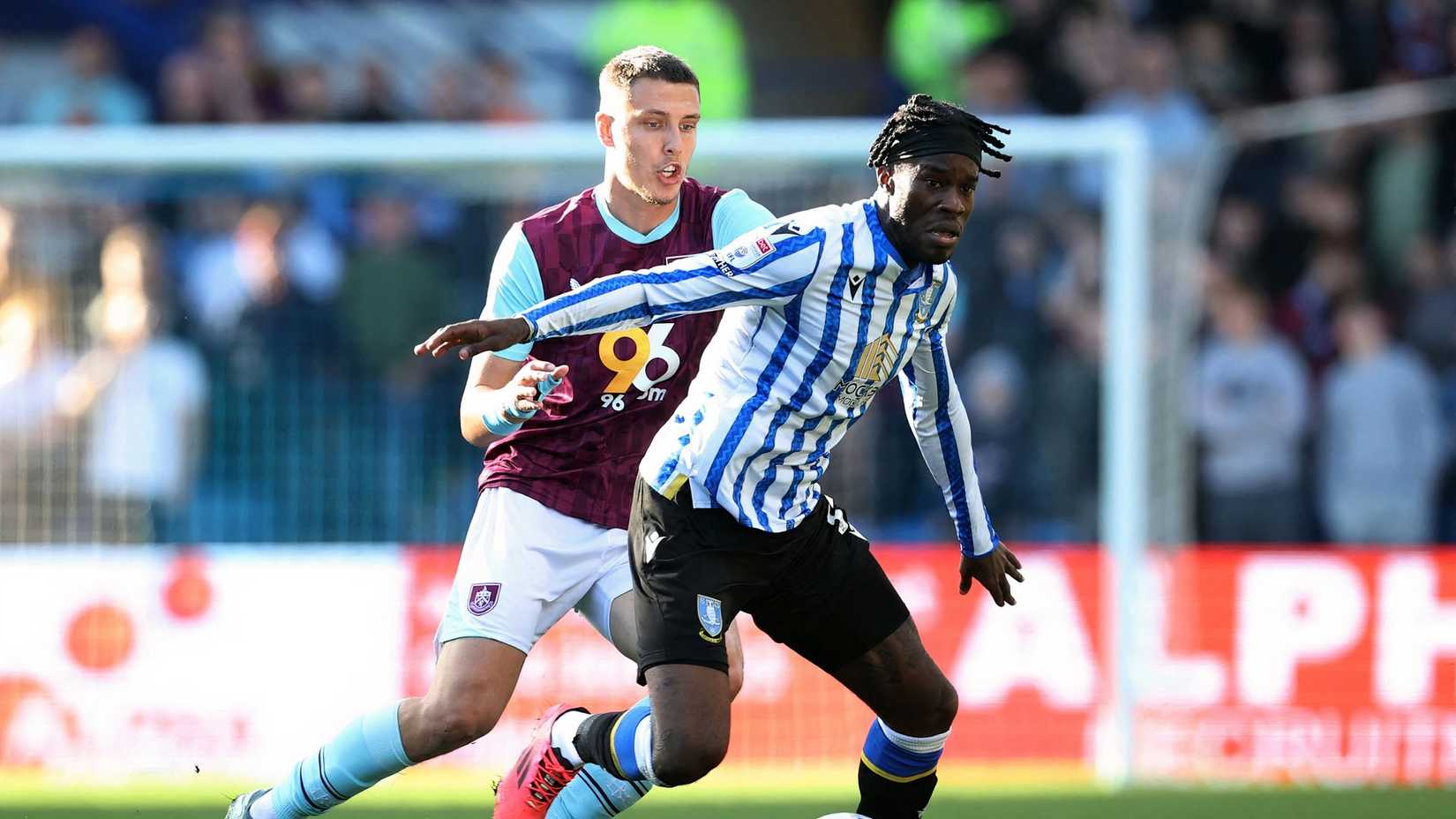Ike Ugbo playing for Sheffield Wednesday vs Burnley