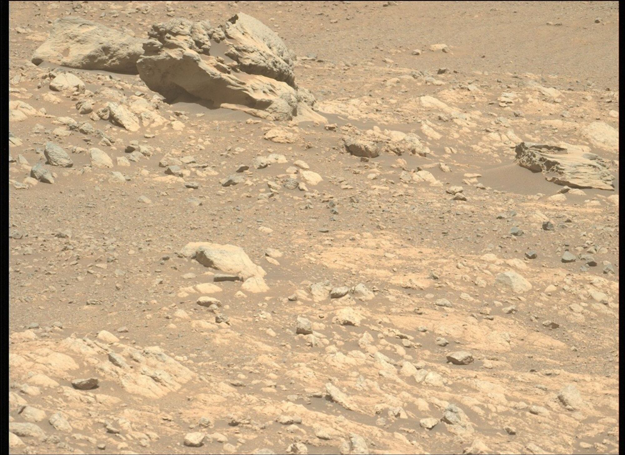 A wide view of the terrain where Phippsaksla was discovered