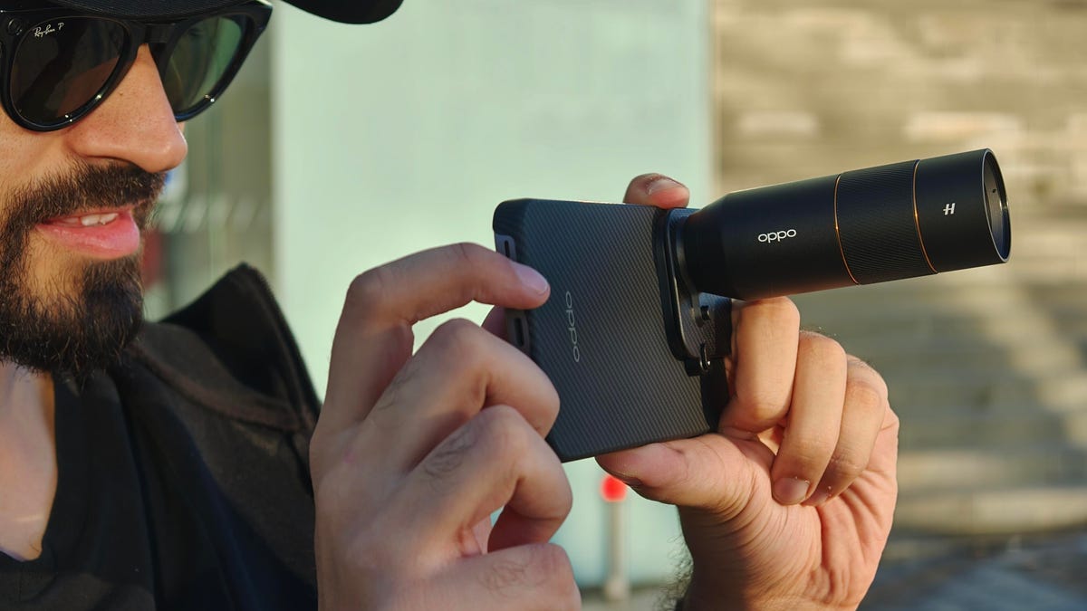 I Used the Oppo Find X9 Pro's Bizarre-Looking Hasselblad Lens and Here's Everything It Can Do