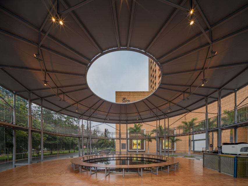 Circular pavillion by Lanza Atelier