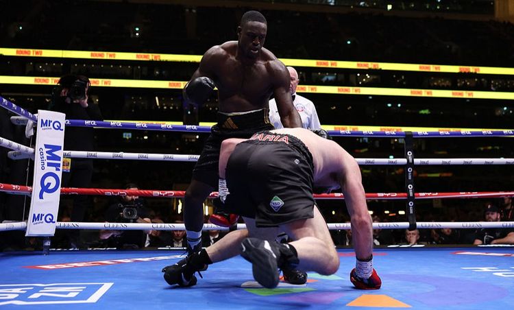 Richard Riakporhe destroys Tommy Welch in two rounds on Eubank Jr.-Benn II undercard