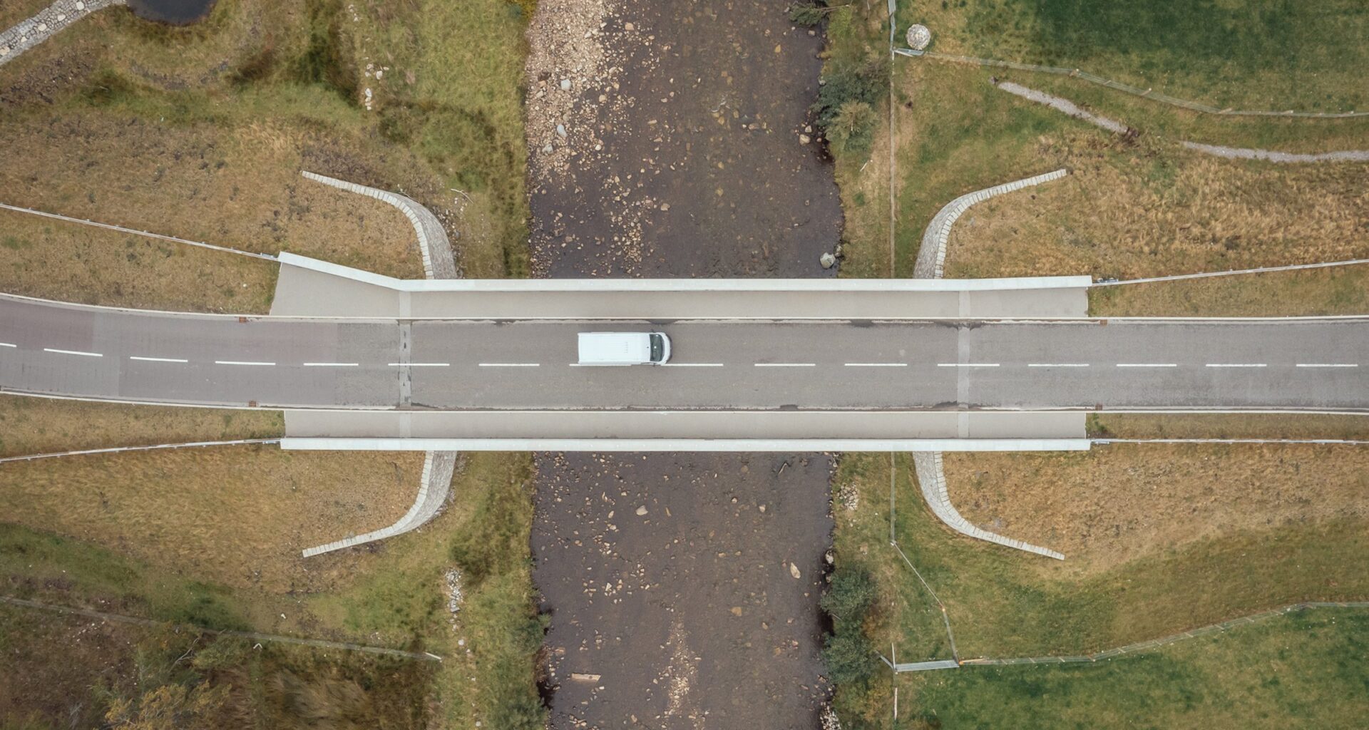 Moxon Architects completes "functional and graceful" bridge in Scotland