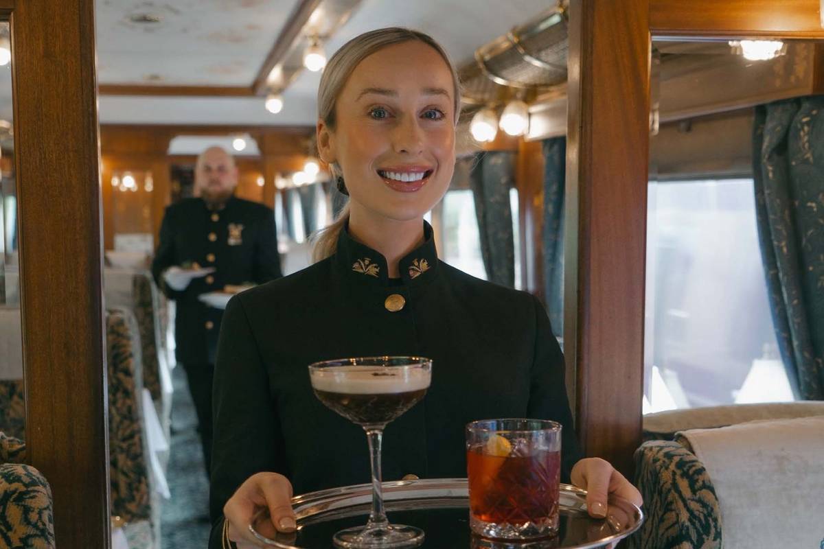 Tuck Into A Lavish, 7-Course Christmas Lunch Aboard ‘Britain’s Most Luxurious Train’ Leaving From Birmingham