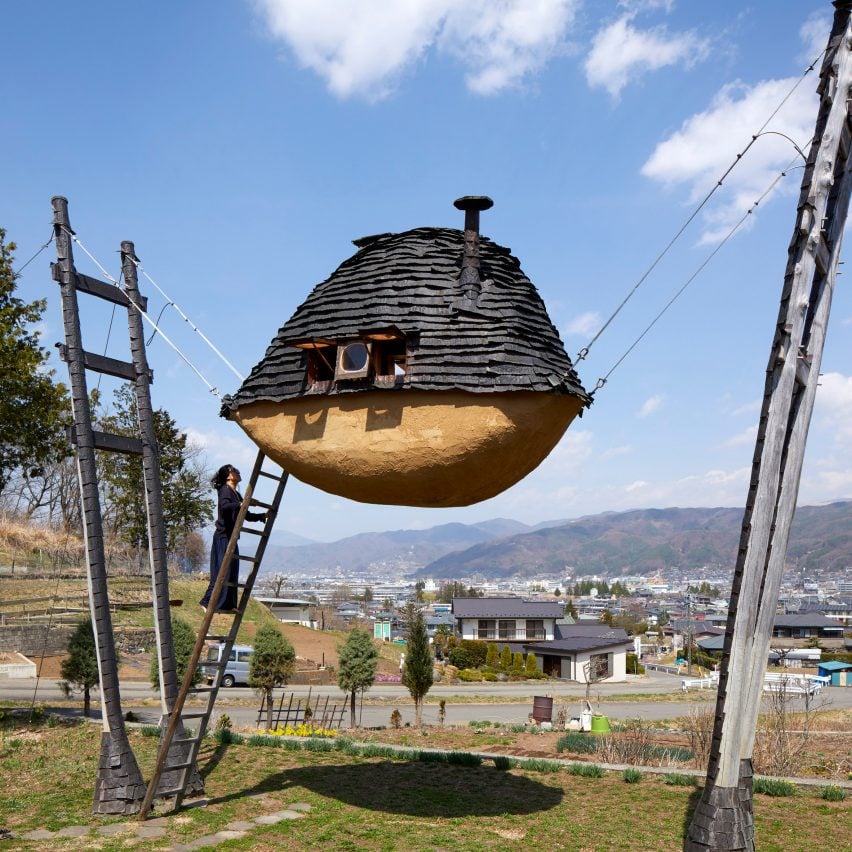 Flying Mud Boat by Terunobu Fujimori