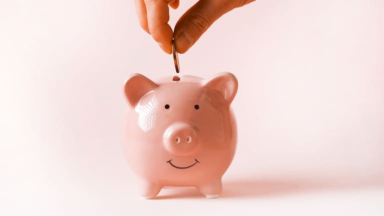 The report recommends targeting government KiwiSaver contributions more squarely at lower-income earners.