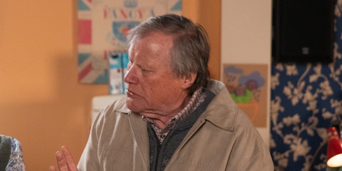 Coronation Street confirms Roy Cropper's new secret tonight