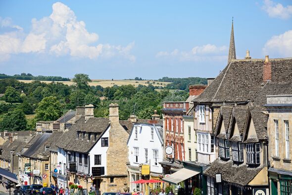 Shops along The Hill, Burford.