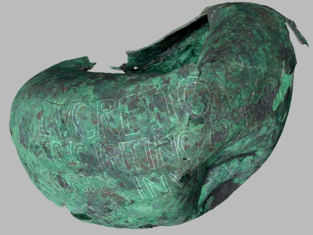 Side view of the situla or bucket from Carthago Nova with the text highlighted