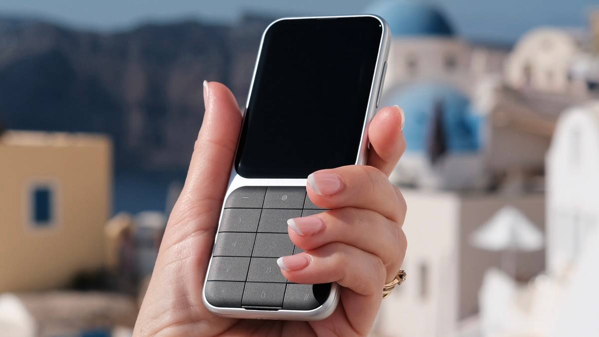Quirky indie phone is a modular Nokia/iPod hybrid, and proof there's still some fun in mobile tech