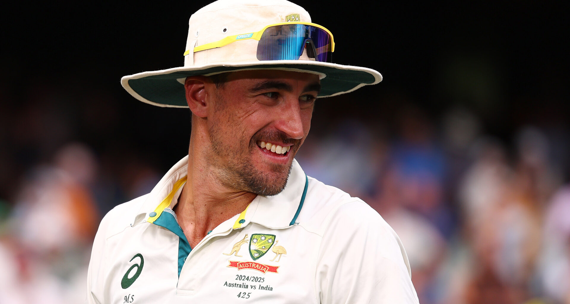 Starc warning for English quicks on hard Aussie wickets