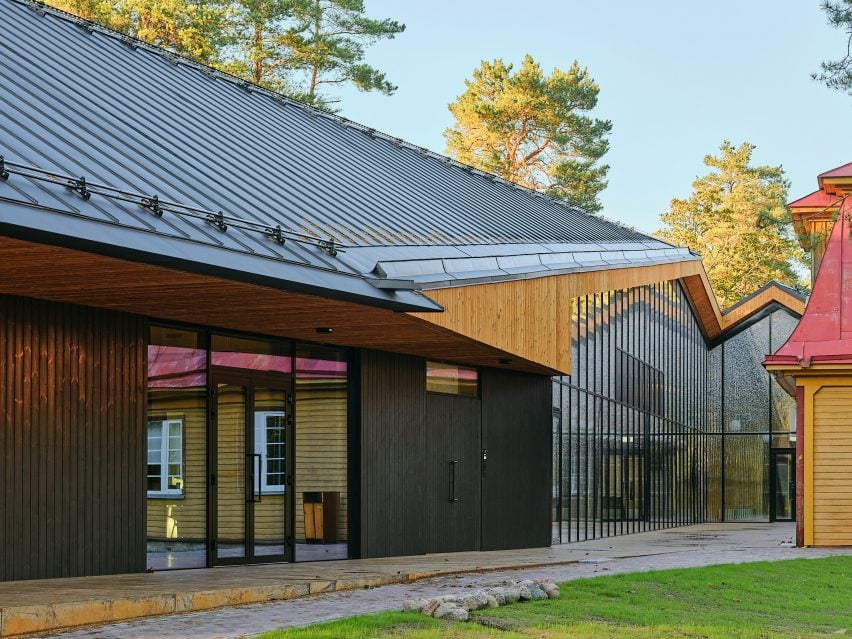 Outside of Estonia's Võsu Primary School and Kindergarten 
