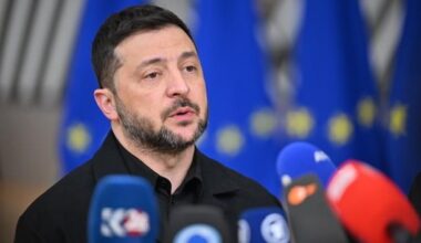 In call with US senators, Zelenskyy urges tougher pressure on Russia