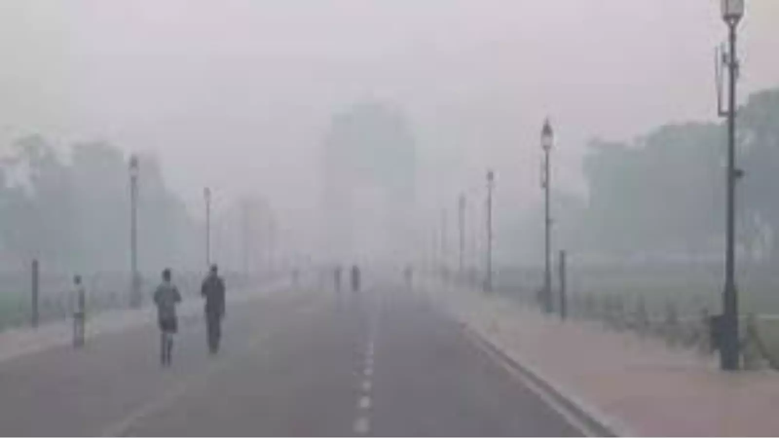 Toxic Smog Alert: Delhi's Air Quality Turns ‘Severe’: Grap 3 Restrictions Now in Force!