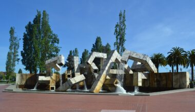 Vaillancourt Fountain