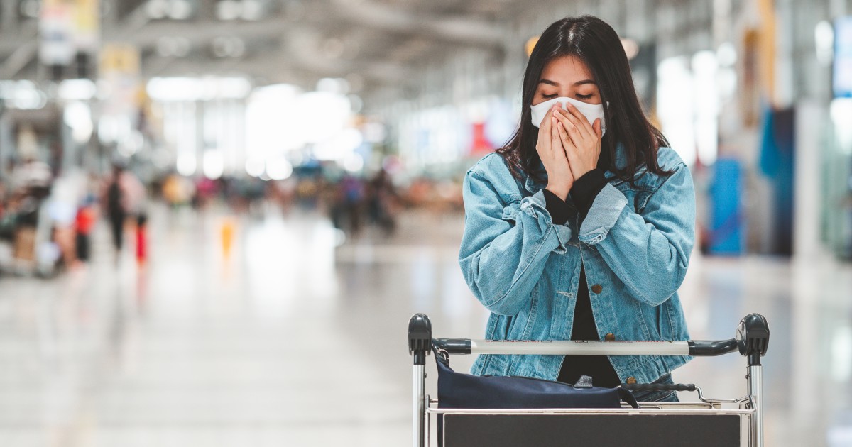 Do Vitamin C Supplements Prevent Illness While Traveling? Dietitian Explains