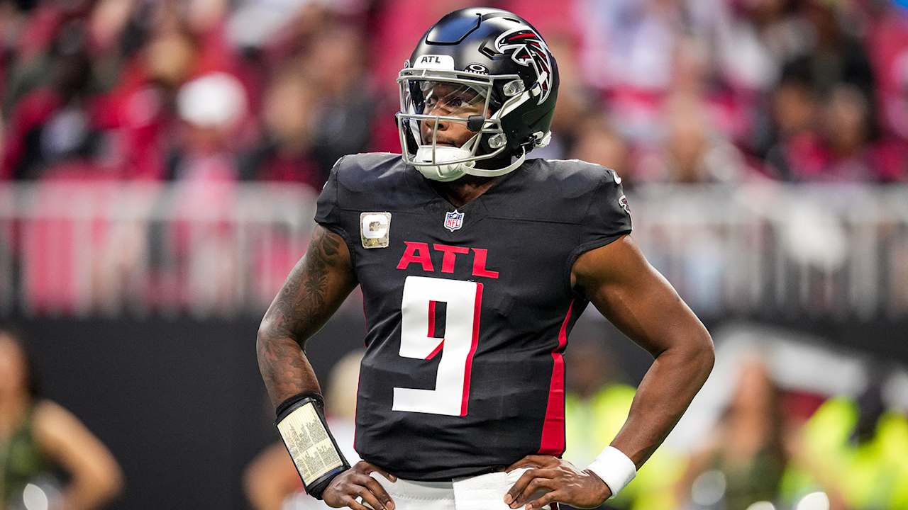 Michael Penix Jr., Drake London injured vs. Panthers