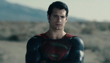 Zack Snyder Shares Picture of Henry Cavill In MAN OF STEEL For Veterans Day