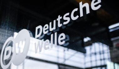 Russia lists German broadcaster Deutsche Welle as ‘undesirable’ | Russia-Ukraine war News