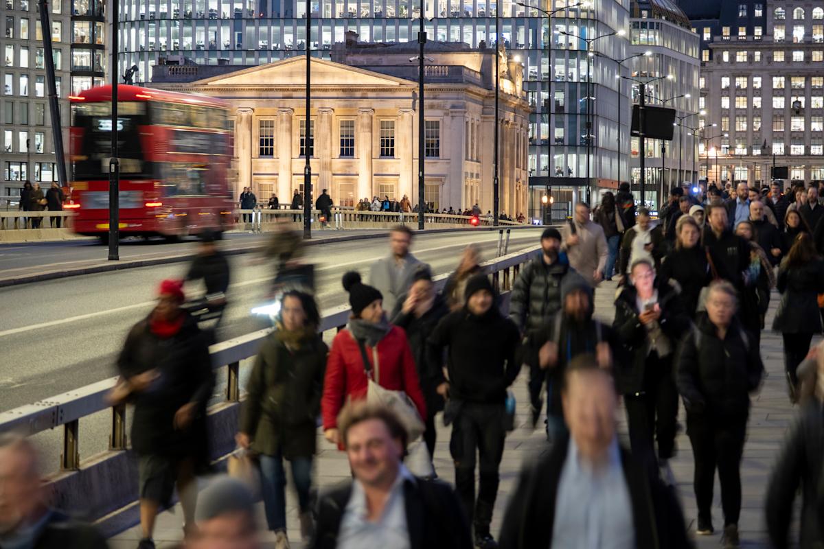 UK unemployment rises and wage growth slows ahead of Bank of England interest rate decision