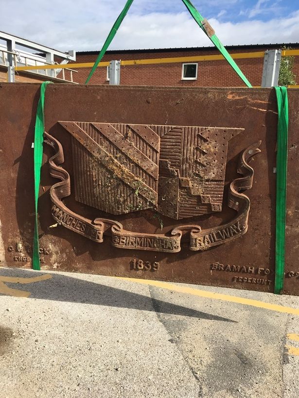 The original plaque which is now at the National Railway Museum in York 