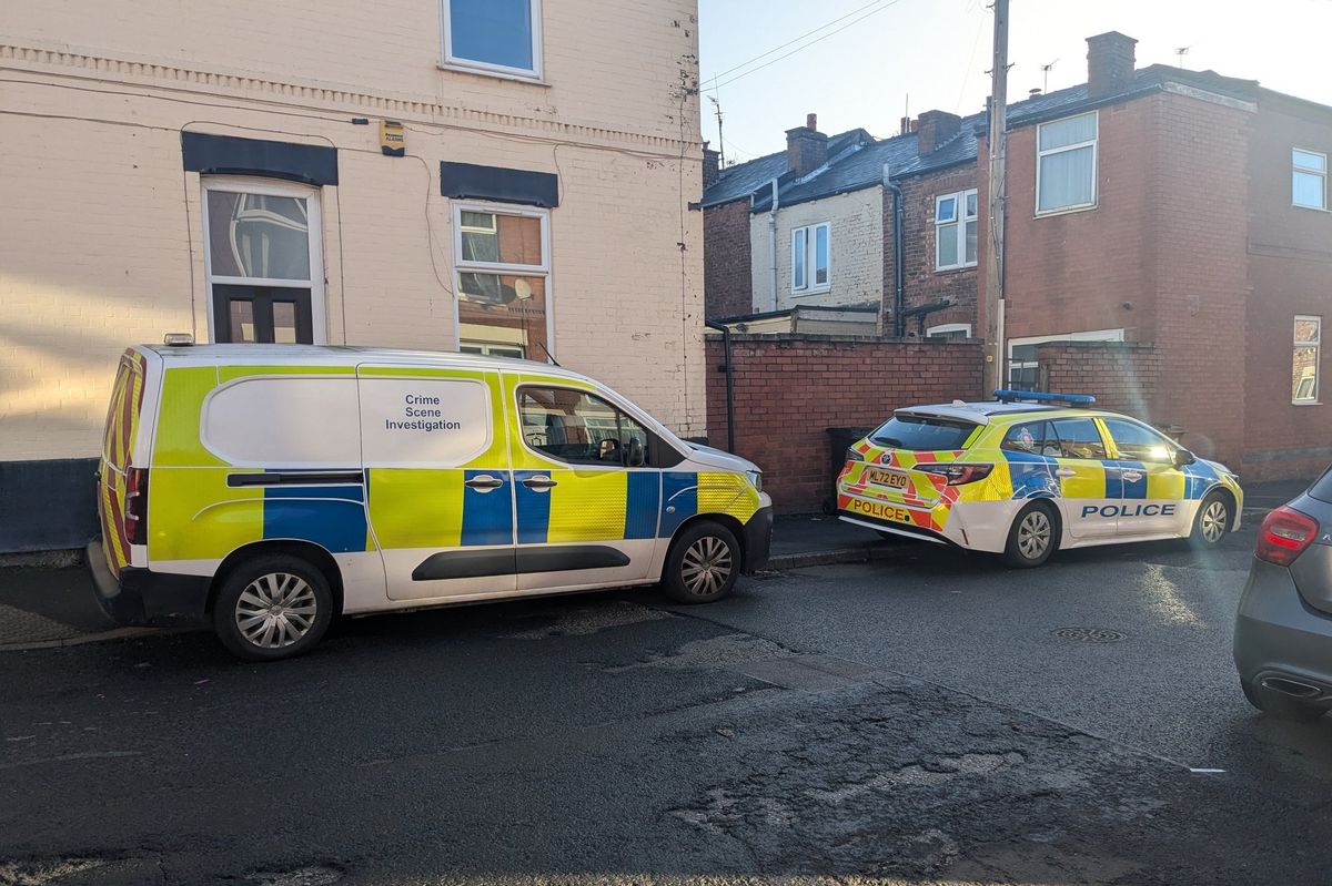 Forensics on Athol Street, off Belmont Street, Stockport