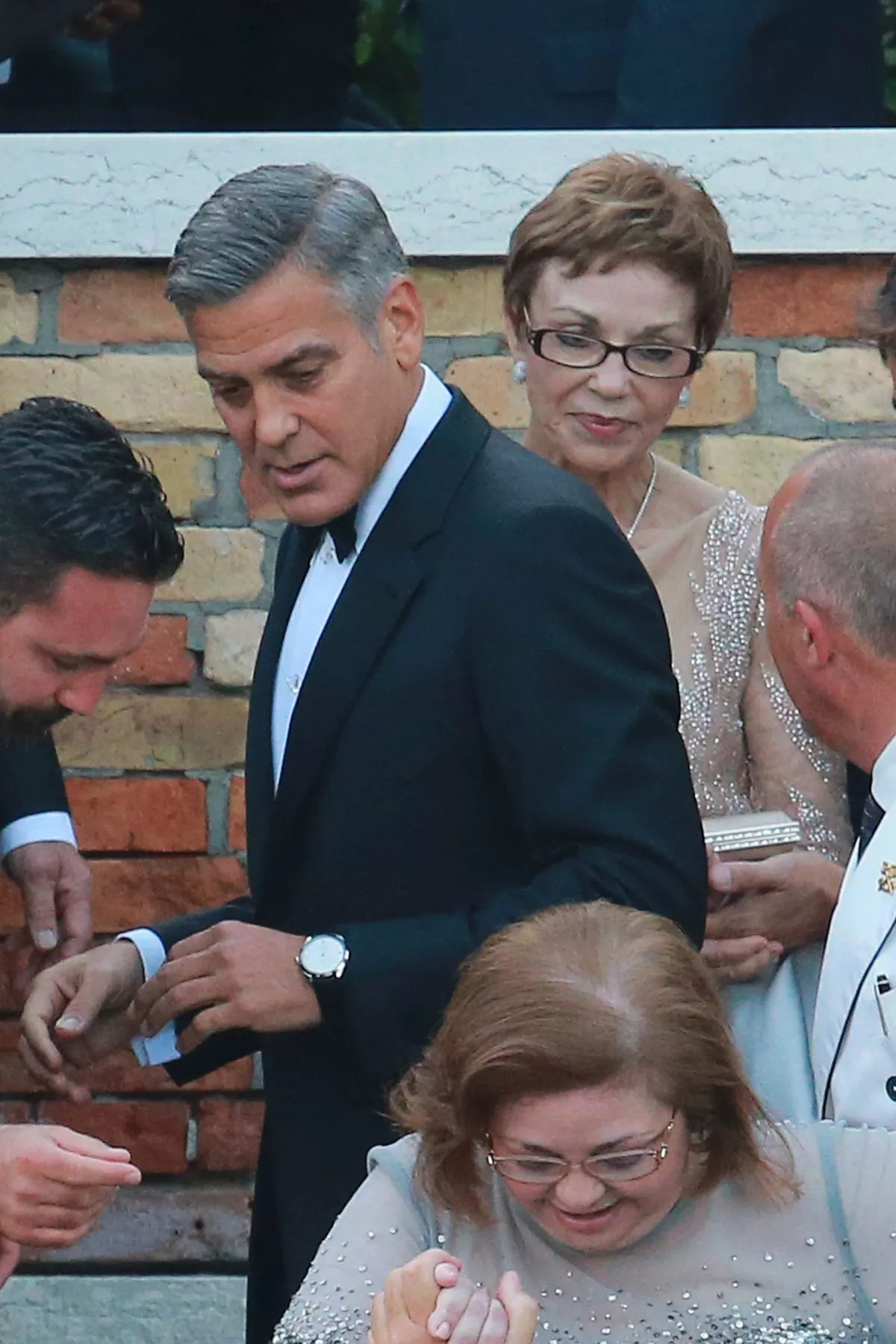 George Clooney attends the wedding party