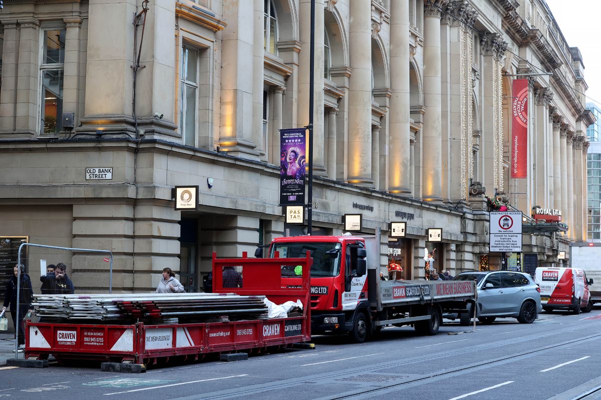 The works has begun today with scaffolding on Old Bank Street