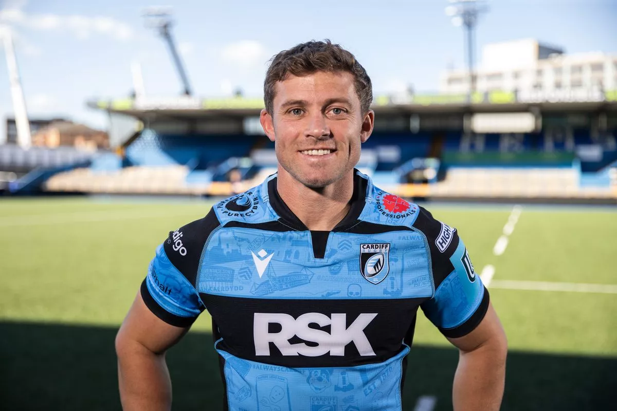 25.09.25 - Picture shows Leigh Halfpenny, who has signed a short term deal with Cardiff Rugby as a a kicking coach, while continuing his rehabilitation with the intention of returning to play.