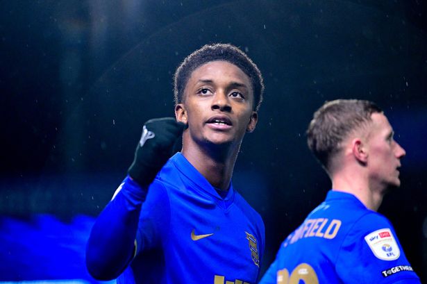 Demarai Gray celebrates his goal for Birmingham City against Watford