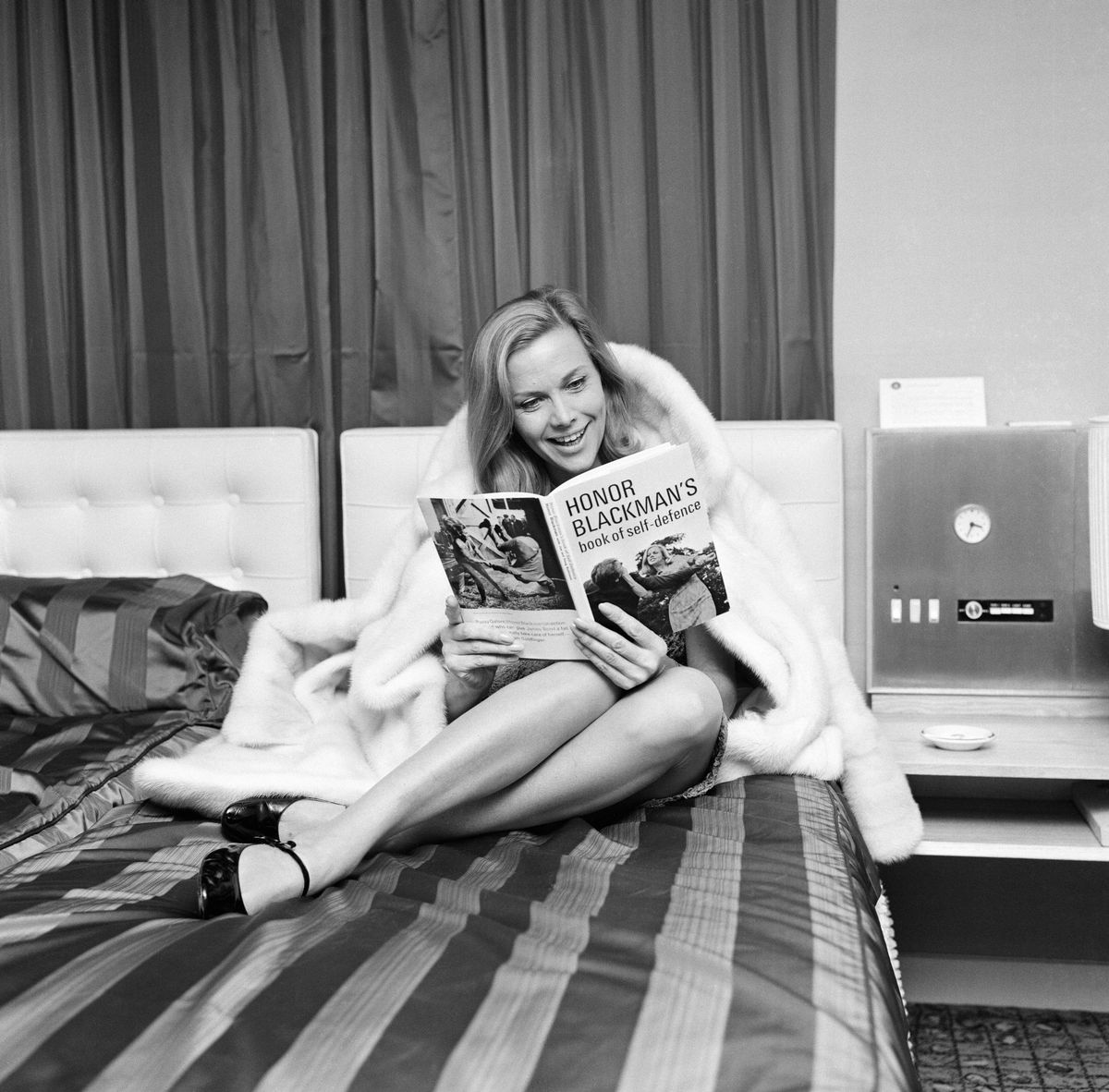 Actress Honor Blackman at the Piccadilly Hotel, Manchester, Monday 22nd November 1965