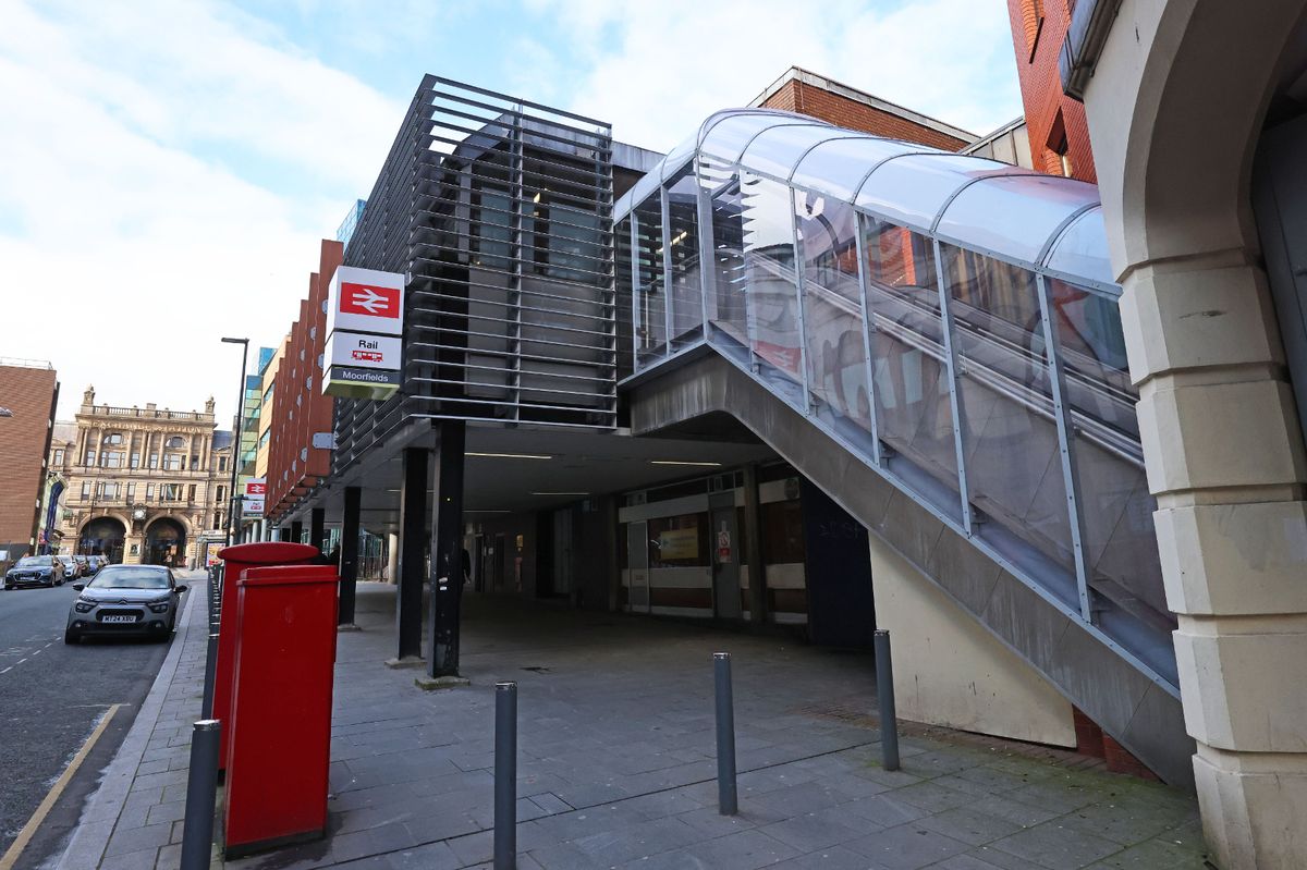 The posters can be seen at Moorfields train station alongside a number of others on the Northern line