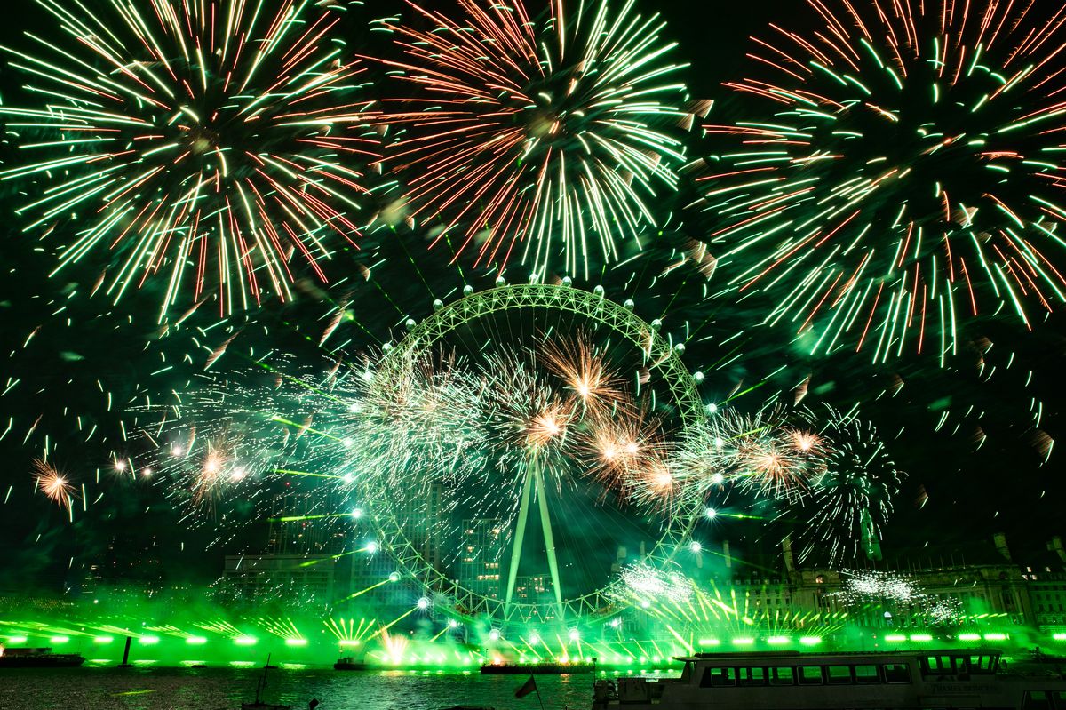 New Years Eve 2025 Fireworks, London Eye - 31Dec24&1Jan25