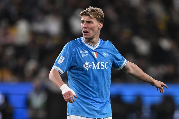 Rasmus Hojlund in action for Napoli. 