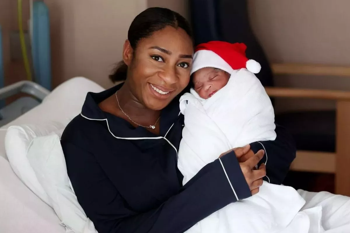 Beverley with beautiful baby girl Ameza (Image: Tony Nicoletti/Daily Record)
