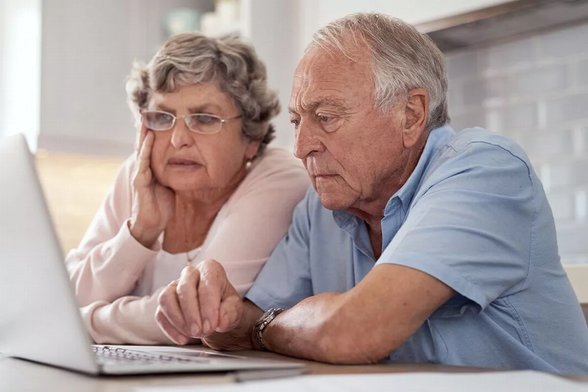 A couple check their finances