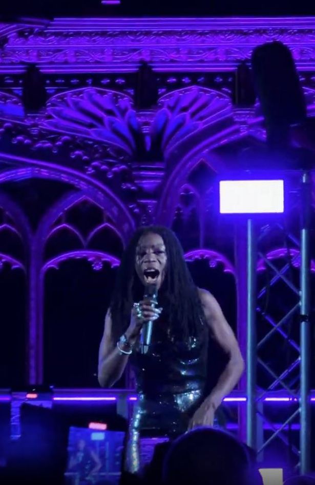 Heather Small came on stage at around 10:15pm on Saturday night