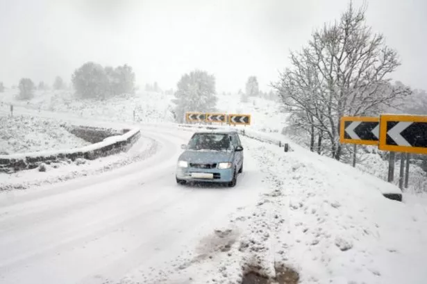 UK faces 4cm snow within hours with 12 counties in England seeing it settle