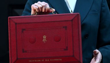 UK fiscal watchdog chair quits over mistakenly published Budget report