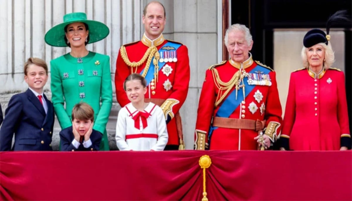 Royal Family branded 'shapeshifting aliens' in absurd remark