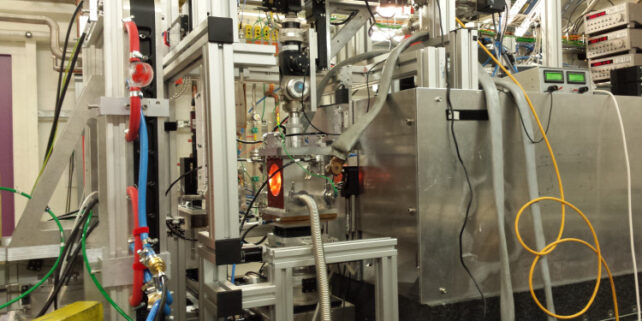 Image of machines used in physics experiments to mimic Earth's inner core conditions