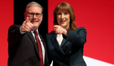 LIVERPOOL, ENGLAND - SEPTEMBER 29: Prime Minister Keir Starmer and Chancellor of the Exchequer Rachel Reeves react on stage during day two of the Labour Party conference at ACC Liverpool on September 29, 2025 in Liverpool, England. The Labour Conference is being held against a vastly different backdrop to last year when the party had swept to power in a landslide general election victory. A year on and polling shows three quarters of Britons (74-77%) say they have little to no trust in the party on the cost of living, immigration, taxation, managing the economy, representing people like them, or keeping its promises. (Photo by Jeff J Mitchell/Getty Images)