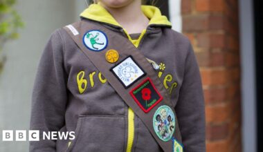 Trans girls banned from joining Girlguiding